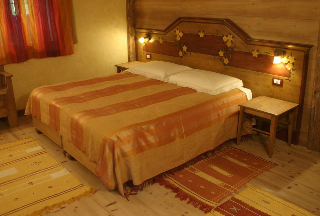Baite Di Pra Villa Spiazzo  Room photo